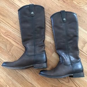 LIKE NEW Frye Melissa Button in Slate